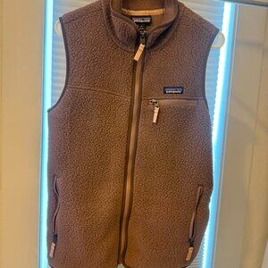 NWT Patagonia Women's Retro Pile Fleece Vest, Medium in Dusky Brown